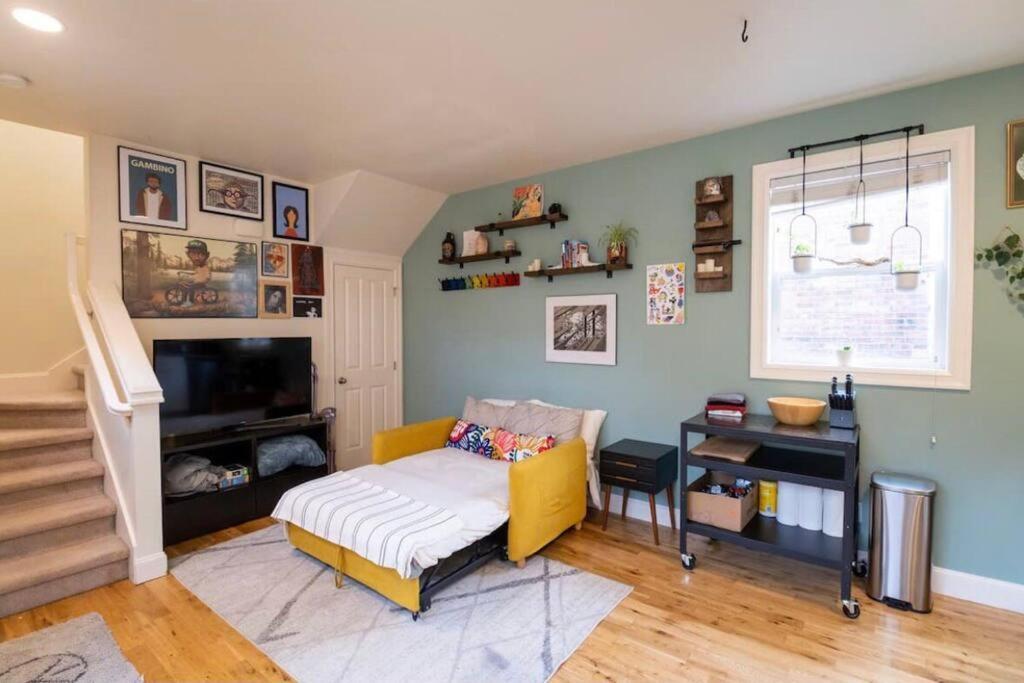 فيلا Adorable Cozy House With Parking And Loft! سياتل المظهر الخارجي الصورة