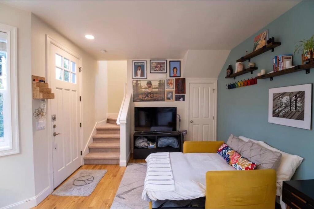 فيلا Adorable Cozy House With Parking And Loft! سياتل المظهر الخارجي الصورة