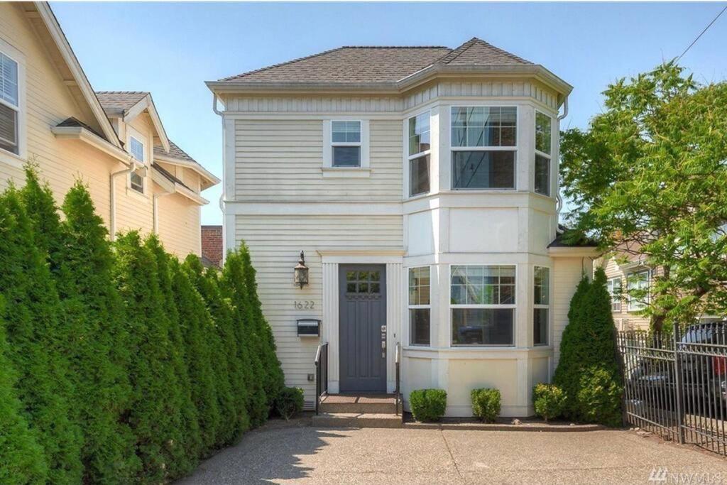 فيلا Adorable Cozy House With Parking And Loft! سياتل المظهر الخارجي الصورة